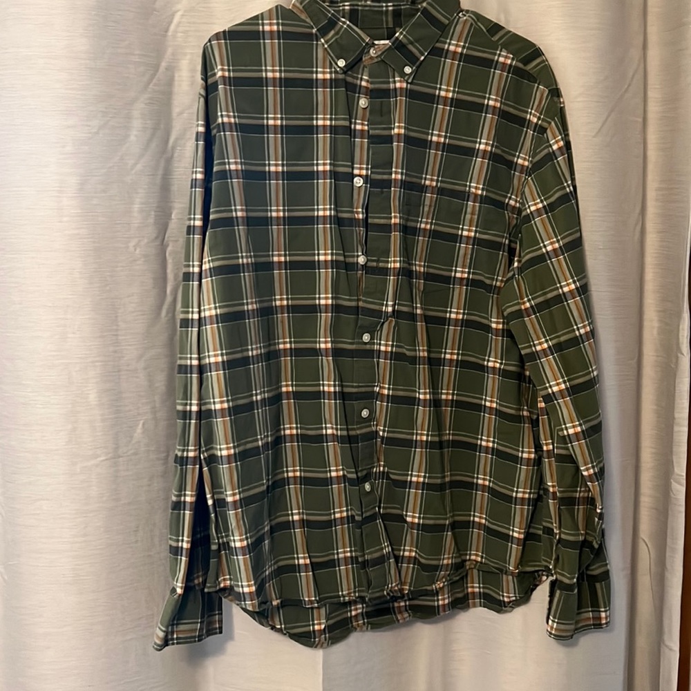 Old Navy everyday shirt